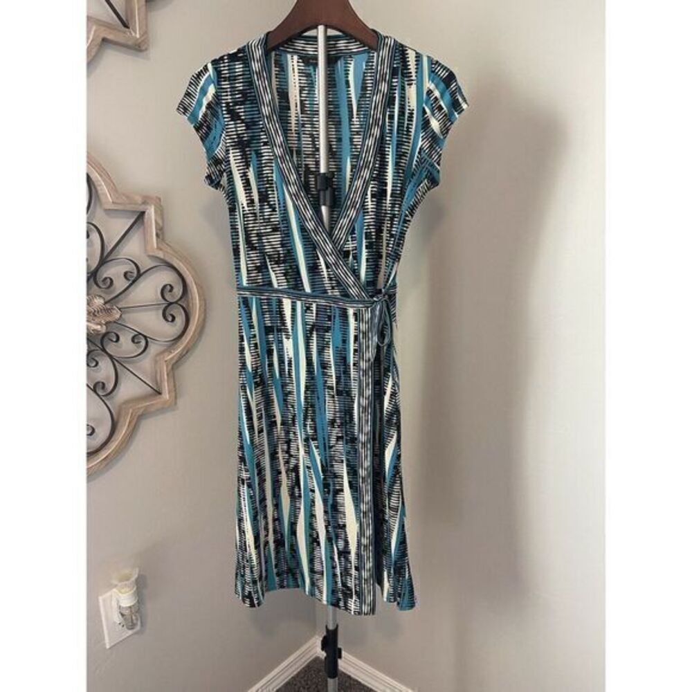 BCBG Maxazria  Maxi Dress Size Xs Blue True Wrap Dress‎